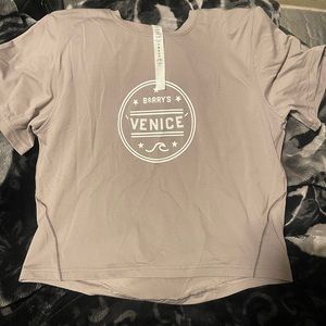 Lululemon Barry's Venice top